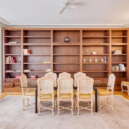Familial Proche Tour Eiffel Apartment *
